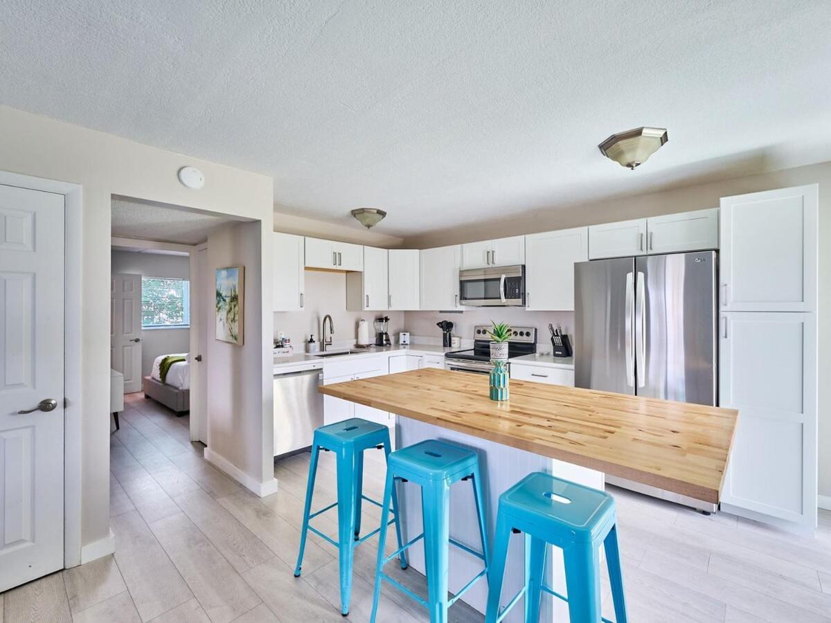 Grand 2 Bedroom On The Intracoastal 리비에라비치 외부 사진